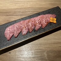 闘牛門 別邸 和ノ牛 - 特選カルビ 2,310円