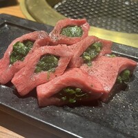 中目黒焼肉 登牛門 - 