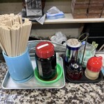 今池呑助飯店 - テーブルセット