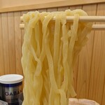 食堂 はせ川 - やや太めちぢれ弱め中太麺