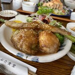 こぶた食堂 - 何気に、メニュンよりか豪華版な気が・・・∑(ﾟДﾟ)