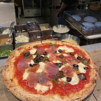 800°DEGREES ARTISAN PIZZERIA - 