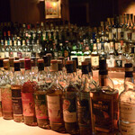 Kreis - ひな壇スタイルのバックバーは圧巻ですね