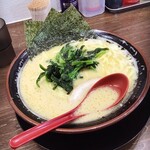横浜家系ラーメン 龍馬家 - 