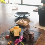 okadasasa - 
