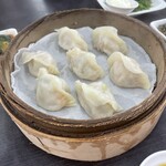 上海好味道小籠湯包 - 海老入り蒸し餃子