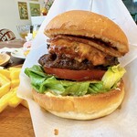 バーガーズ カフェ　トモトモ - 