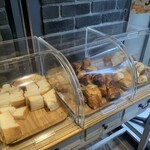 ブーランジェリーパティスリー アンド アンティーク - 