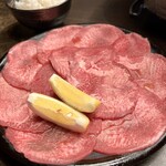 炭火焼肉 たけのうち - タン塩