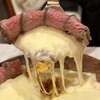シカゴピザ＆スフレオムレツ Meat&Cheese ARK2nd - 料理写真:のびーるチーズはなんと300グラム‼️