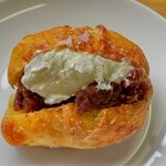 DACOMECCA - あんこ練乳パン