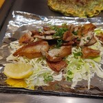元祖 お好み道場 - トントロ  600円