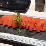 お出汁で食べる串かつと釜めしの専門店 ぎん庵 - トマトスライス