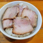 極汁美麺 umami - チャーシュー乗せて