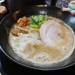 元気の源 - 醤油豚骨ラーメン
