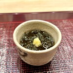 青空 - 先ずはもずく酢から