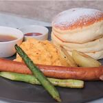 GINZA Cafe Hanon - エッグ＆ミートパンケーキ(ステーキベーコン）