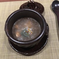 福島 もう利 - タイラギカイすっぽんスープ　グツグツ状態で提供。お出汁も生麩もおいしく、雑炊にしたいくらい好みでした。