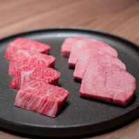 焼肉うしごろ 銀座店 - 厳選厚切りハラミ、究極の黒タン 厚切り