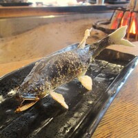 柳家 - こんがりと焼きあがった 形の良い 郡上の天然鮎の塩焼き。