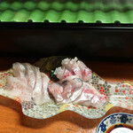 場る - イシモチ刺身