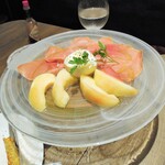 ミアスタンド - 桃生ハムカプレーゼ