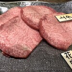 焼肉せんりゅう - 