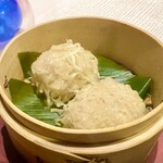 とり囲 - 新作の自家製鶏焼売。　旨ーい。