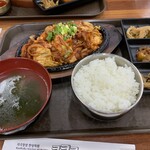 韓国焼肉 家庭料理専門 ククク 4号店 - 