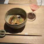 山形座 瀧波 - 白神山地の蓴菜入りわらび餅