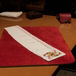 マジックバー 丸の内 十時 丸の内ブリックスクエア店 - テーブルマジック開始！ﾜｸﾜｸ