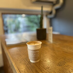 サイドウォーク スタンド - 2階の大テーブル