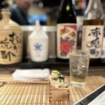 炙り·蒸しもん とさかもん - 「キクラゲと豚バラのオイスターソースのポテトサラダ」550円。