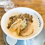 極上拉麺専門店 穴場 - どろニボ
