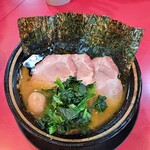 家系ラーメン とらきち家 - 