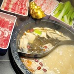 四川伝統火鍋 蜀漢 心斎橋店 - 