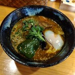 スープカリー 藍色 - ソーキが隠れています