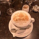 アニヴェルセル カフェ - カフェラテ