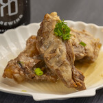 SAKANA&SAKE ちょこっと - お肉料理は、一品。三沢名物パイカ(軟骨付きばら肉柔らか煮)が好評です。