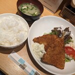 社 - アジフライ定食　650円