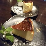 生ハム食べ放題 アンゴロ - この日はバスクチーズケーキがあった♪うまー♪