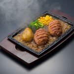 ステーキハウス醍醐 - 牛肉100％粗挽きハンバーグ