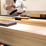 島津 - 鰹準備中