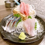 ジャンボやき鳥 しん - 中トロ、とろける美味しさ！