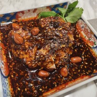 ON the TABLE CHINESE - 