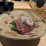 温石 - 焚き合わせ　知床牛シンシン　丸茄子　オクラ　発酵エシャロット