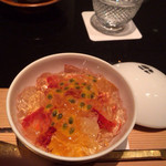 日本料理 晴山 - フルーツにラムのジュレ、ドラゴンフルーツで