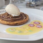 サロン・ド・テ ロザージュ - 