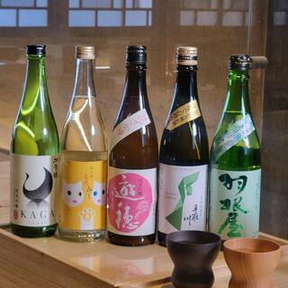 四季折々の日本酒を堪能。北陸から仕入れる旬の地酒は必見