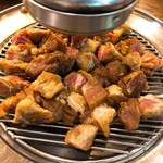 흥부골숯불돼지갈비 - 